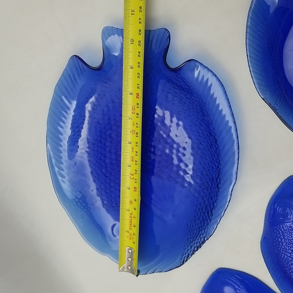 Arcoroc France Poisson Saphir Fish Plates - Picture 6 of 13